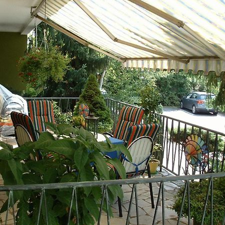 Hotel Koch Maingau Обертсхаузен Екстериор снимка